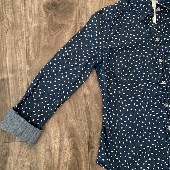LC Lauren Conrad Button Down w/ Hearts - Picture 2 of 4
